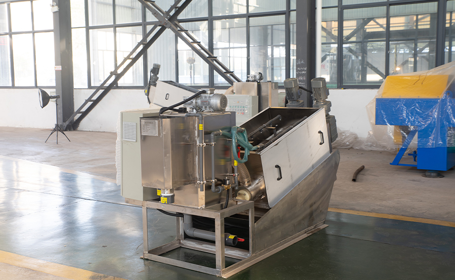 疊螺污泥脫水設(shè)備(圖1) news171.jpg