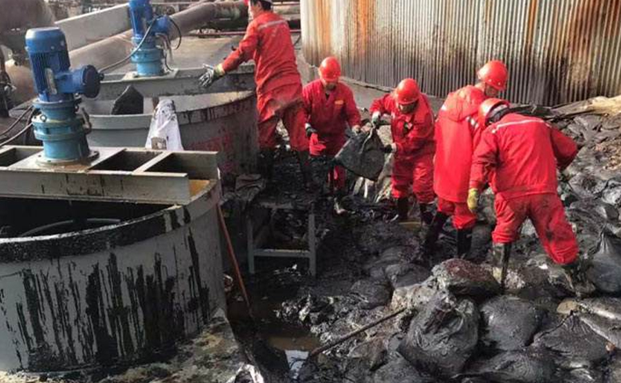 罐底老化油泥能用臥螺離心機處理嗎?能處理還需要注意些什么?(圖1) undefined