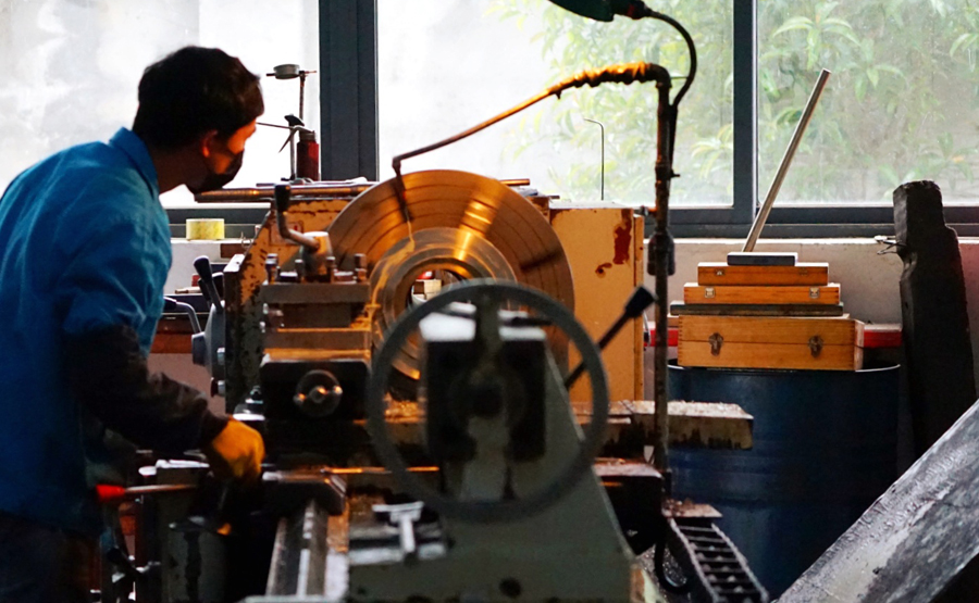 2012新型陶瓷過濾機(jī)分配頭的改進(jìn)(圖1) undefined